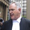 Barry Roux, l'avocat d'Oscar Pistorius, devant le tribunal de Pretoria le 5 mars 2014