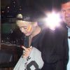 Miley Cyrus fait la fête pour l'anniversaire de sa mère Tish Cyrus à Manchester, le 13 mai 2014.