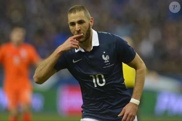 Karim Benzema lors du match entre la France et les Pays-Bas au Stade de France à Saint-Denis le 5 mars 2014