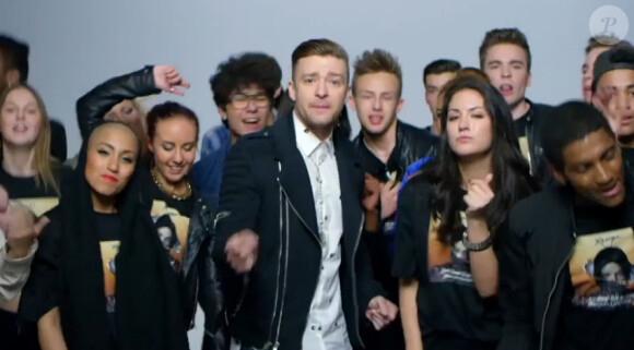 Justin Timberlake dans le clip de "Love Never Felt So Good", premier extrait du dernier album posthume de Michael Jackson intitulé "Xscape", dévoilé le 13 mai 2014.