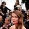 Laetitia Casta, sublime égérie L'Oréal Paris, arrive à la projection du film Grace de Monaco à Cannes le 14 mai 2014