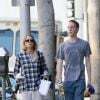 Jodie Foster et son fils aîné Charles "Charlie" Foster dans les rues de Beverly Hills à Los Angeles le 14 mai 2014