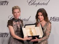 Adèle Exarchopoulos décolletée... et honorée par la reine Cate Blanchett