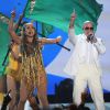 Jennifer Lopez et Pittbull sur la scène des Billboard Music Awards à Las Vegas, le 18 mai 2014.