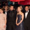 Julianne Moore, Robert Pattinson, Sarah Gadon et Martin Katz lors de la montée des marches du film "Maps to the stars" lors du 67e Festival du film de Cannes le 19 mai 2014