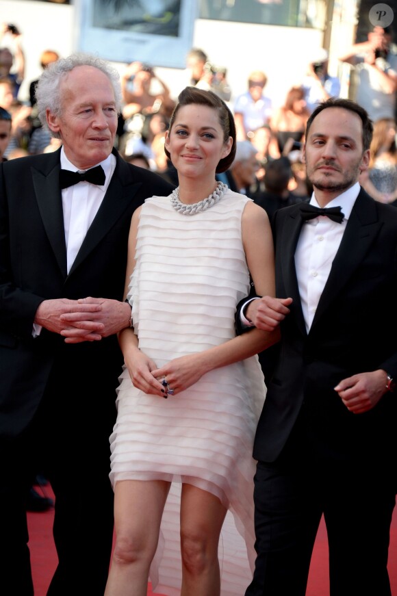 Jean-Pierre Dardenne, Fabrizio Rongione, Marion Cotillard arriving at the Palais des Festivals for the screening of the film Deux Jours, Une Nuit as part of the 67th Cannes Film Festival in Cannes, France on May 20, 2014. Photo by Nicolas Briquet/ABACAPRESS.COM20/05/2014 - Cannes