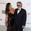 Andrea Bocelli et sa femme Veronica Berti au gala Cinema Against Aids de l'amfAR, en marge du Festival de Cannes, le 22 mai 2014 à Antibes.