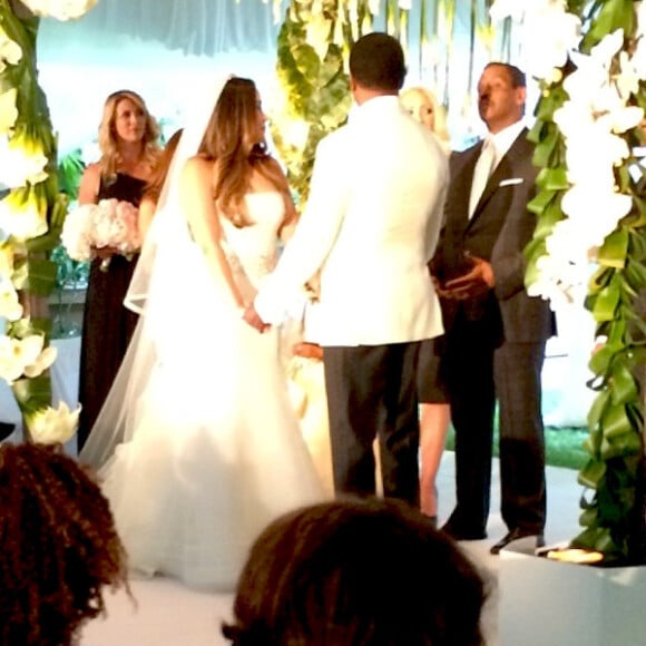 Nicole Pantenburg et Kenneth Edmons se marient à Beverly Hills, le samedi 17 mai 2014.