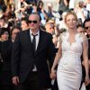 Quentin Tarantino, Uma Thurman lors de la montée des marches pour la cérémonie de clôture du 67e Festival de Cannes, le 24 mai 2014.