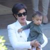Kris Jenner et sa petite-fille North, au lendemain du mariage de Kim Kardashian et Kanye West, quittent l'hôtel Belmond Villa San Michele. Le 25 mai 2014.