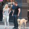 Seann William Scott avec sa compagne et son chien à New York le 25 mai 2014.