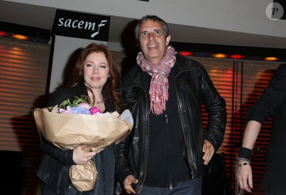 Julien Clerc et Isabelle Boulay lors de la soirée hommage à Etienne Roda-Gil à l'occasion des 10 ans de sa disparition à la Sacem. Neuilly-sur-Seine, le 26 mai 2014.