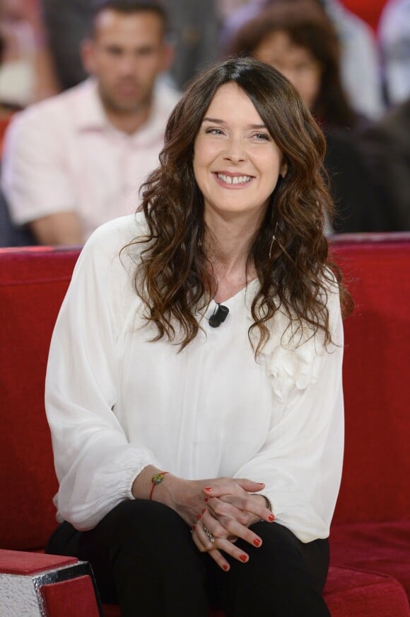 Emmanuelle Cosso-Merad - Enregistrement de l'émission "Vivement Dimanche" consacrée à Kad Merad, à Paris le 28 mai 2014. L'émission sera diffusée le 22 juin 2014.