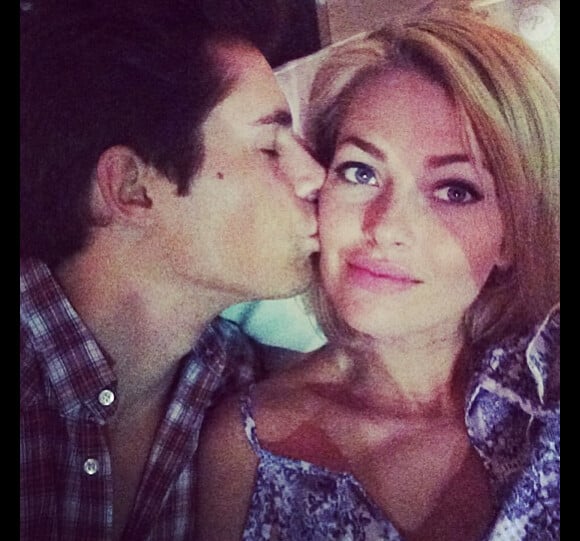 Caroline Receveur et Valentin profitent de leurs vacances à Miami. Mai 2014.