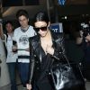 Kim Kardashian arrive à l'aéroport de Los Angeles, le 2 juin 2014.
