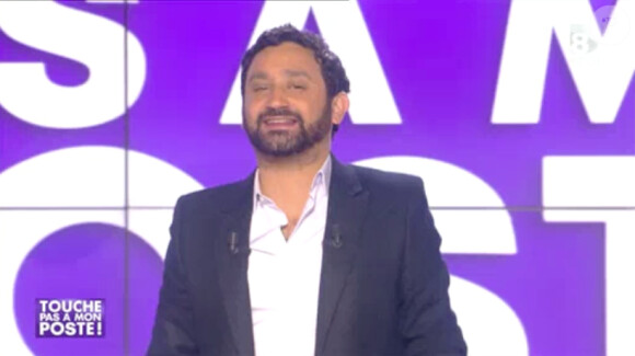 Cyril Hanouna présente Touche pas à mon poste, le mercredi 4 juin 2014.