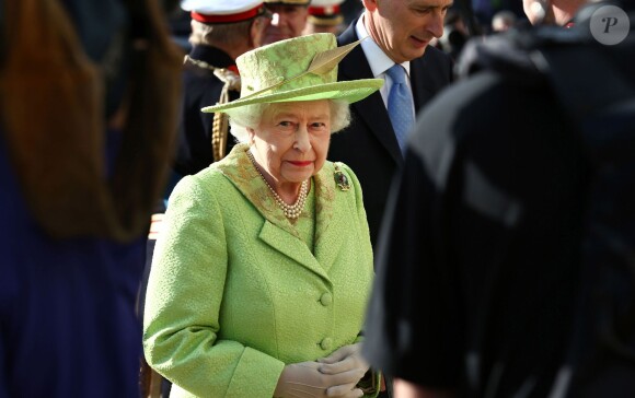 La reine Elizabeth II et le duc d'Edimbourg assistaient le 4 juin 2014, le même jour que l'inauguration du Parlement, aux cérémonies du 350e anniversaire d'une bataille des Royal Marines, à Londres.