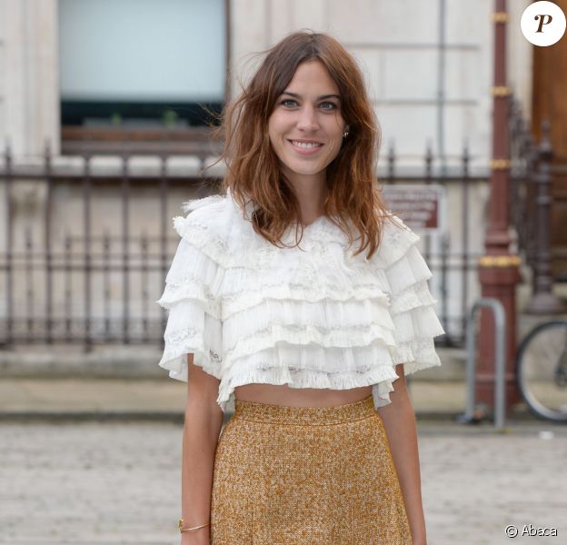 Alexa Chung assiste au vernissage de la Summer Exhibition à la Royal Academy of Arts. Londres, le 4 juin 2014.