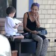 Exclusif - Nicole Richie partage un moment avec son fils Sparrow avant de se rendre à la salle de gym à Los Angeles le 2 juin 2014