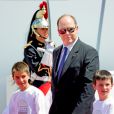 Le prince Albert II de Monaco lors de la cérémonie de commémoration du 70ème anniversaire du débarquement organisée sur la plage Sword Beach à Ouistreham, le 6 juin 2014.06/06/2014 - Ouistreham