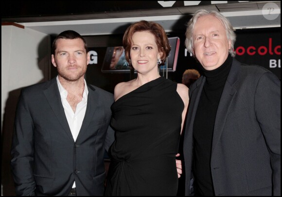 Sam Worthington, Sigourney Weaver, James Cameron à Londres en décembre 2009.
