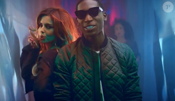 Cheryl Cole avec le rappeur Tinie Tempah dans son nouveau clip "Crazy Stupid Love", dévoilé le 9 juin 2014.