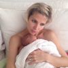 Elsa Pataky poste des photos de famille sur Instagram : 30 avril, une photo avec l'un de ses bébés, né le 18 mars dernier
