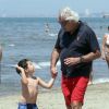 Flavio Briatore et sa femme Elisabetta Gregoraci ont profité avec leur fils Nathan du soleil et de la plage de Marina Di Pietrasanta, le 4 juin 2014