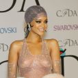  Rihanna lors des CFDA Fashion Awards au Alice Tully Hall Lincoln Center de New York le 2 juin 2014 