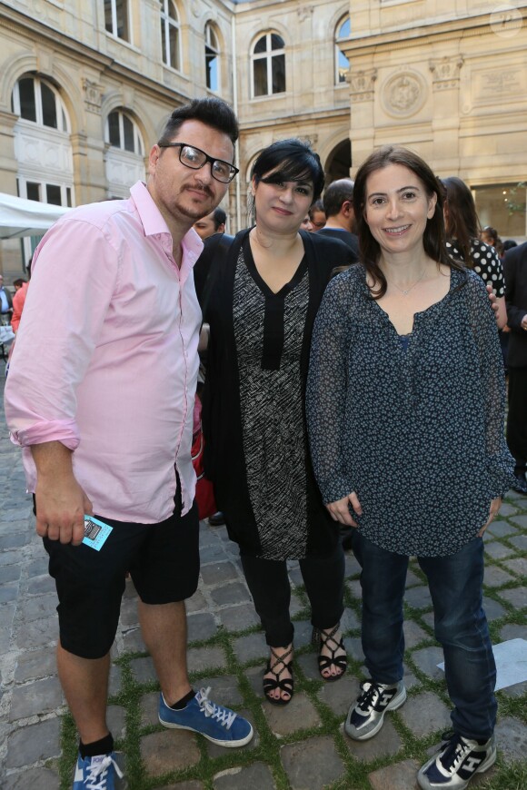 Exclusif - Clément l'incruste de l'émission Touche pas à mon poste sur D8 (de son vrai nom Clément Lanoue), La romancière Agnès Abécassis, Anne Goscinny - Vernissage de l'exposition "Les vacances du petit Nicolas" à la mairie du 4ème à Paris le 18 juin 2014.