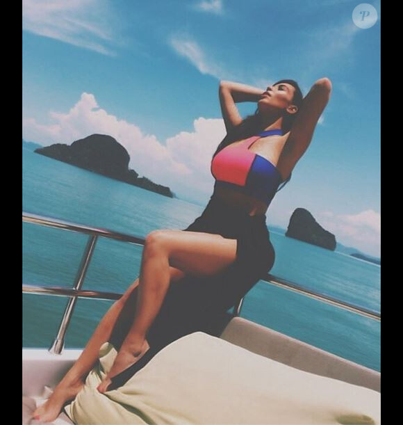 Kim Kardashian, en vacances en Thaïlande. Photo postée sur Instagram, le 1er avril 2014.