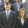 Le roi Felipe VI et son épouse la reine Letizia d'Espagne ont observé une minute de silence en mémoire des victimes de terrorisme, le 21 juin 2014 à Madrid au palais Zurbano