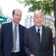  Louis et Val&eacute;ry Giscard d'Estaing lors du d&eacute;jeuner P&egrave;re &amp; Fils, mardi 24 juin 2014, aux Deux Magots &agrave; Paris. 