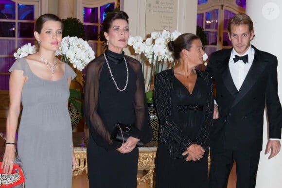 Charlotte Casiraghi (enceinte), la Princesse Caroline de Hanovre, la princesse Stéphanie de Monaco, Andrea Casiraghi  lors du dîner de gala des 50 ans de l'association AMADE Mondiale à l'hôtel Hermitage à Monaco, le 4 octobre 2013.