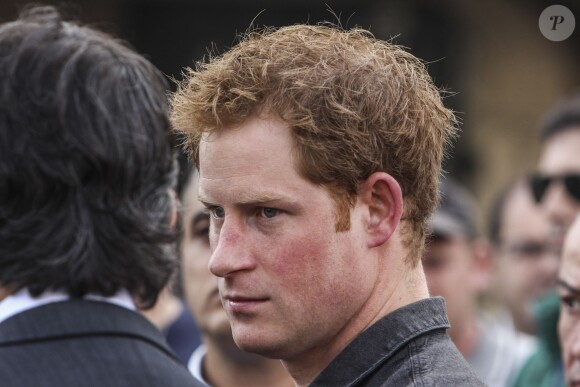 Le prince Harry en visite à Cracolandia (un quartier de Sao Paulo réputé pour ses nombreux consommateurs de crack) le 26 juin 2014.