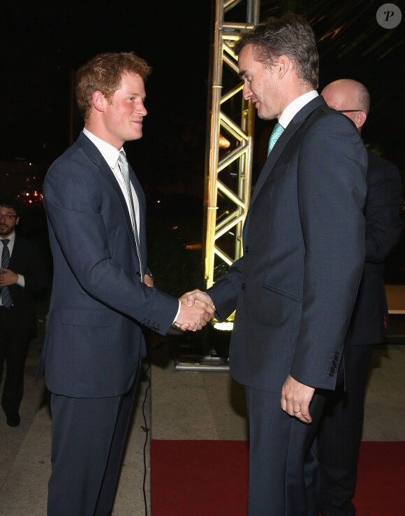 Prince Harry lors d'une réception donnée à Sao Paulo, au Brésil le 25 juin 2014.