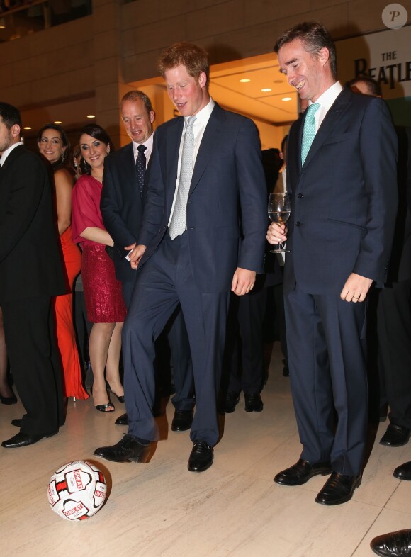 Prince Harry lors d'une réception donnée à Sao Paulo, au Brésil le 25 juin 2014.