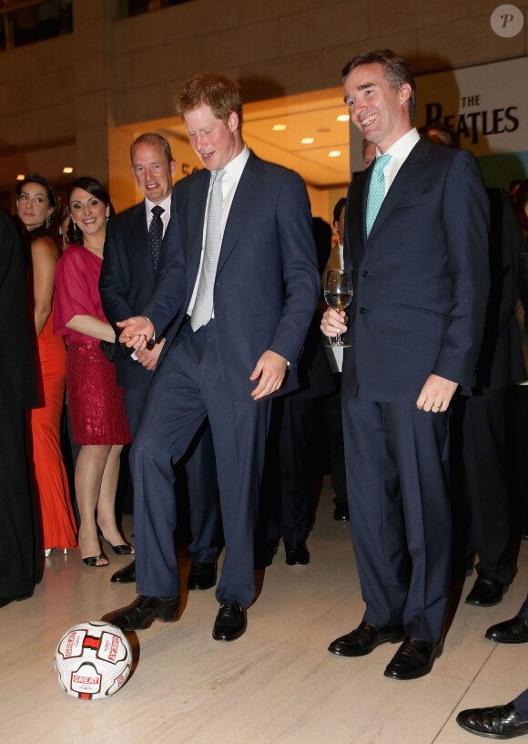 Prince Harry lors d'une réception donnée à Sao Paulo, au Brésil le 25 juin 2014.