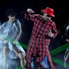 Chris Brown sur la scène des BET Awards au Nokia Theatre de Los Angeles, le 29 juin 2014.