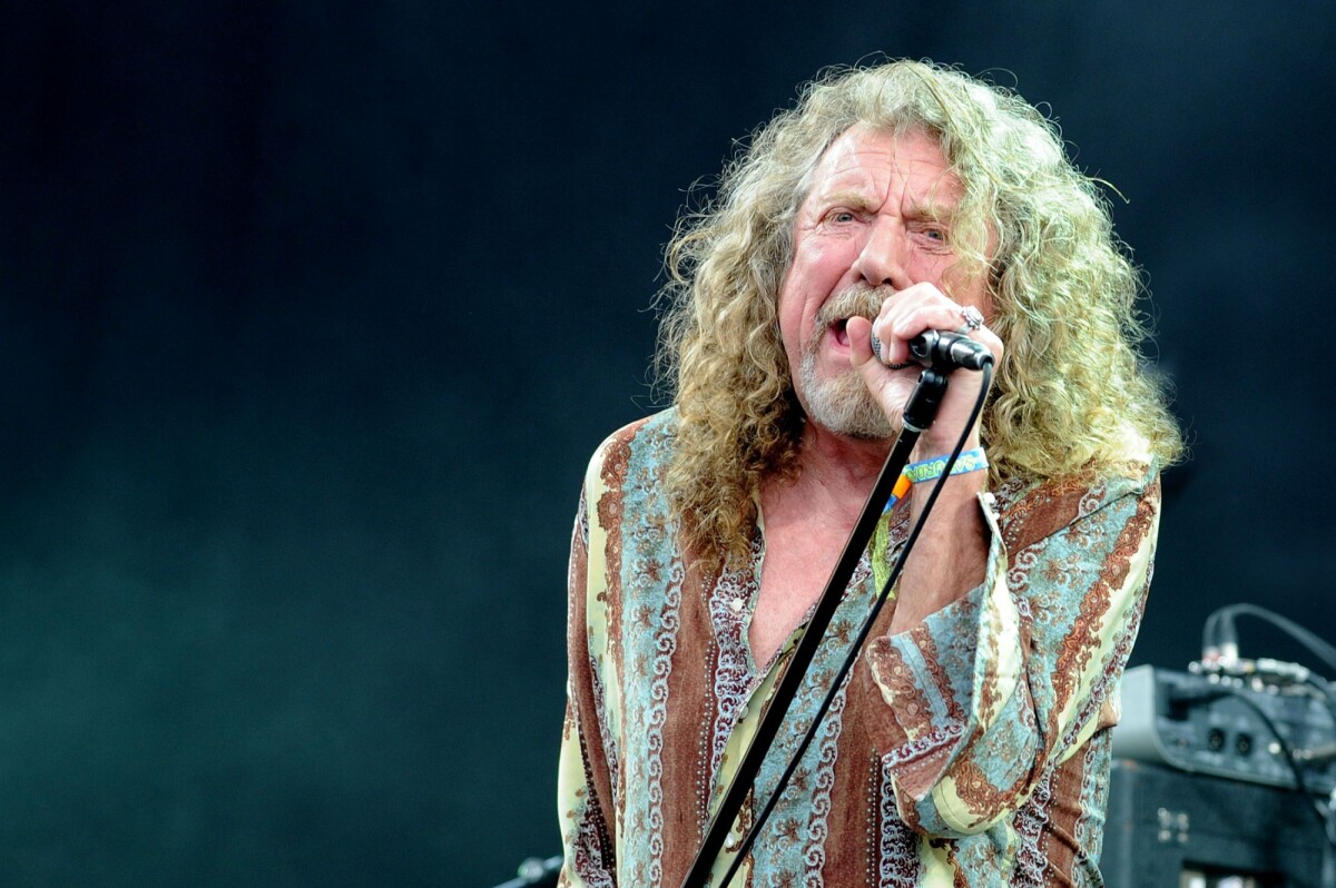 Vidéo Robert Plant à Glastonbury, le 28 juin 2014. Purepeople