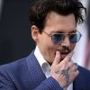 Johnny Depp à la première de Transcendence au Regency Village Theatre de Los Angeles, le 10 avril 2014.