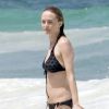 Exclusif - Heather Graham en bikini à Cancun, le 19 juin 2014.