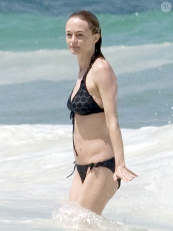 Exclusif - Heather Graham en bikini à Cancun, le 19 juin 2014.