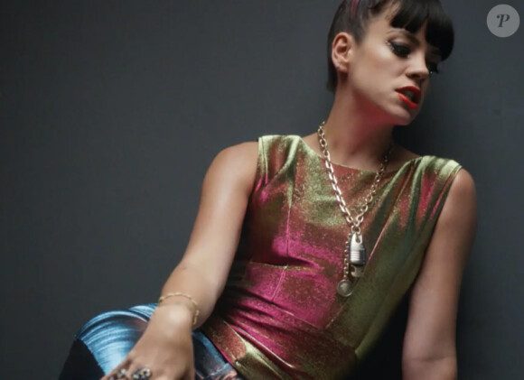 Lily Allen dans son nouveau clip "URL Badman", dévoilé le 3 juillet 2014.