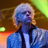 Bob Geldof et son groupe Boomtown Rats au Wychwood Festival 2014, à Cheltenham Racecourse, le 1er juin 2014.