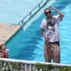 Ashlee Simpson et Evan Ross vont se détendre au bord de la piscine du San Ysidro Ranch à Santa Barbara, la veille du mariage de Jessicaz Simopn, le 04 Juillet 2014.