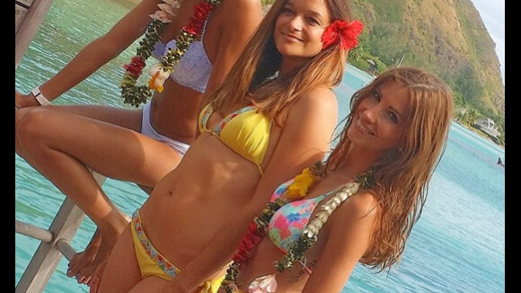 Alexandra Rosenfeld et Chloé Mortaud : Sirènes sexy en bikini à Tahiti
