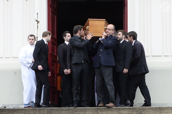Emotion aux obsèques de Benoît Duquesne, à l'église Jeanne d'Arc de Versailles, le jeudi 10 juillet 2014.