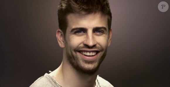 Gerard Piqué dans le clip de Shakira "La La La" pour la Coupe du monde de football 2014 - mai 2014. 