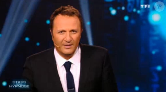 Arthur présente Stars sous hypnose sur TF1.